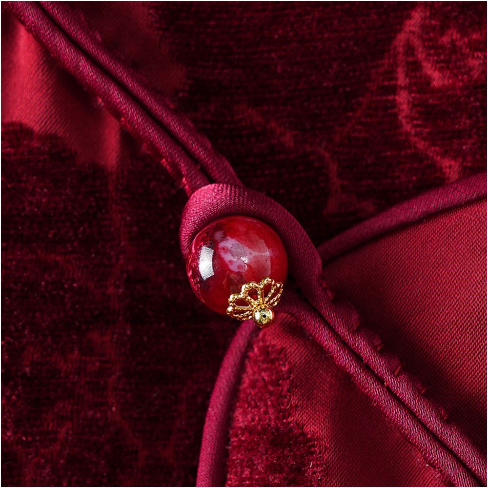 Red modified Zhangrong jacquard new Chinese style vest women s standing collar unique slanted collar jade buckle light Chinese style top image 3