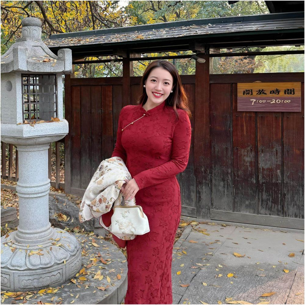 Large size new Chinese jacquard cheongsam dress thick and chubby small fragrance style engagement dress 2024 autumn and winter commuting style image 3
