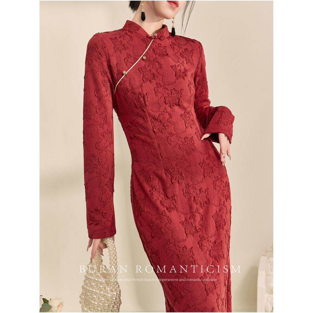 Set of autumn and winter red retro Chinese style new Chinese women s clothing buckle jacket jacquard qipao dress New Year s battle robe image 4