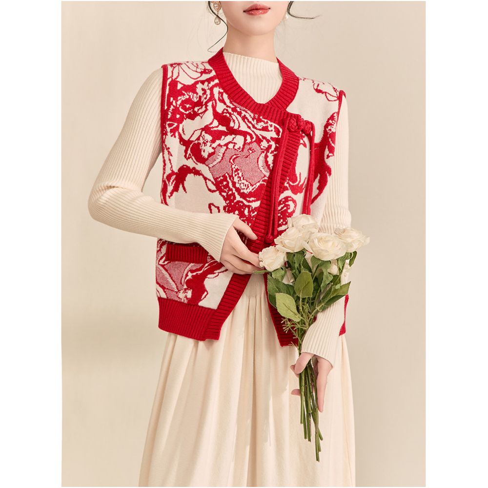 Money is coming soon New Year s battle robe vest autumn and winter styles Chinese style red new Chinese style knitted sweater vest top layered image 5