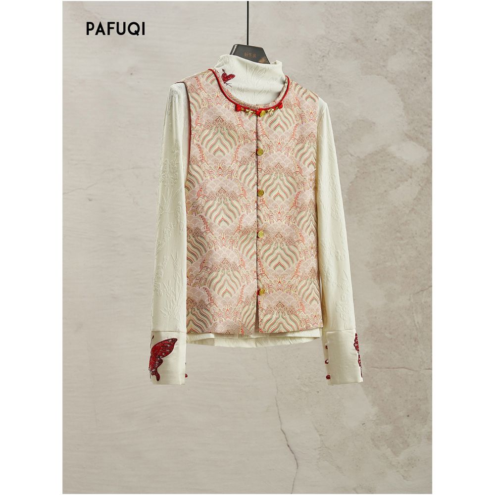Improved high end new Chinese style light Chinese style women s clothing heavy jacquard layered red vest vest vest vest New Year s battle robe jacket image 5