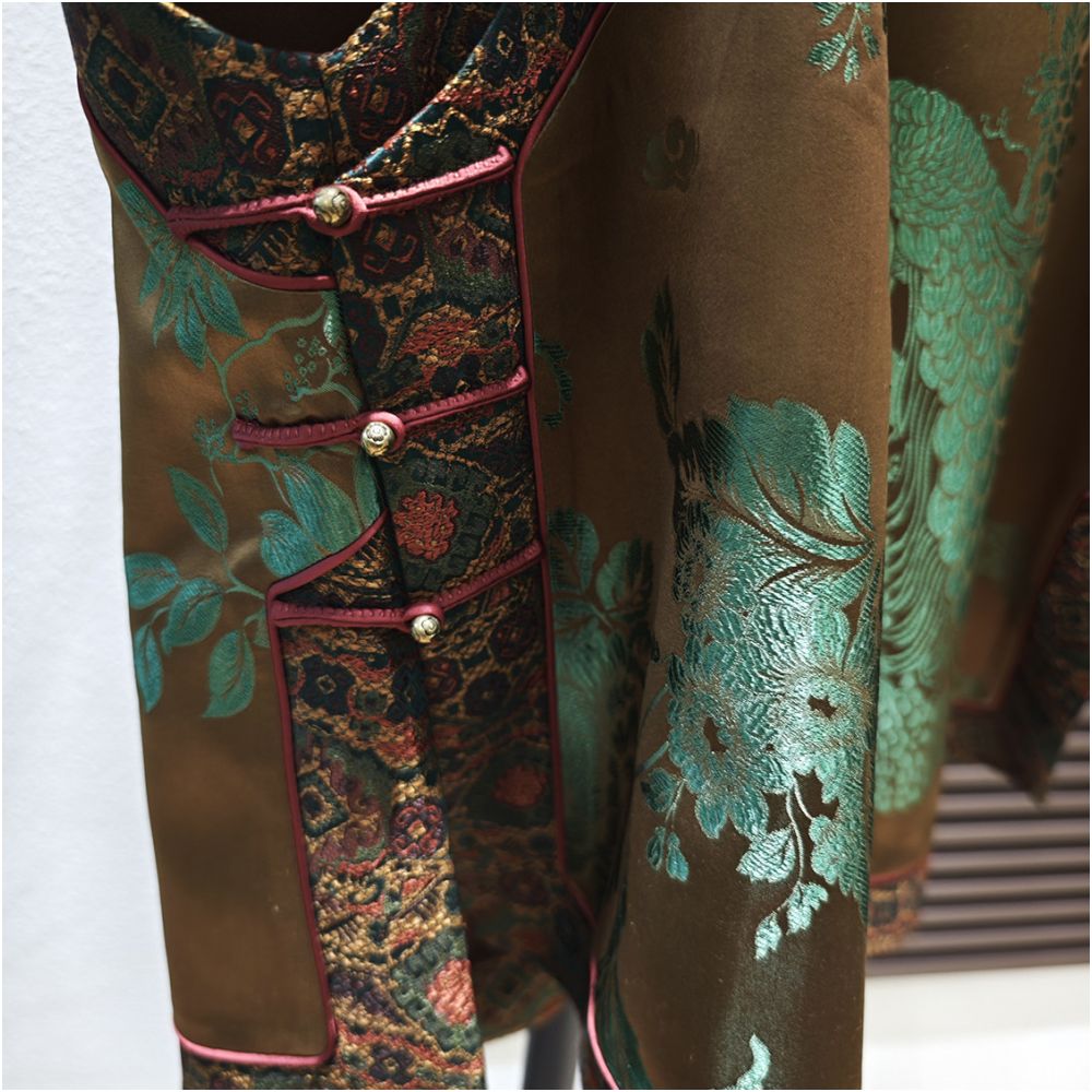 Shanheyue Spirit of the Peacock Mulberry Silk Brocade Old Satin 38 momme New Chinese Style Slanted Placket with Chinese Knots Vest image 4