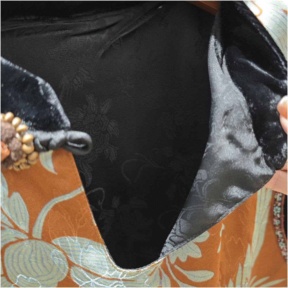 Shanheyue Phoenix Blossoms New Chinese Style Stand Collar Top with Chinese Knot Buttons Rayon Silk and Mulberry Silk Patchwork Velvet Vest image 5