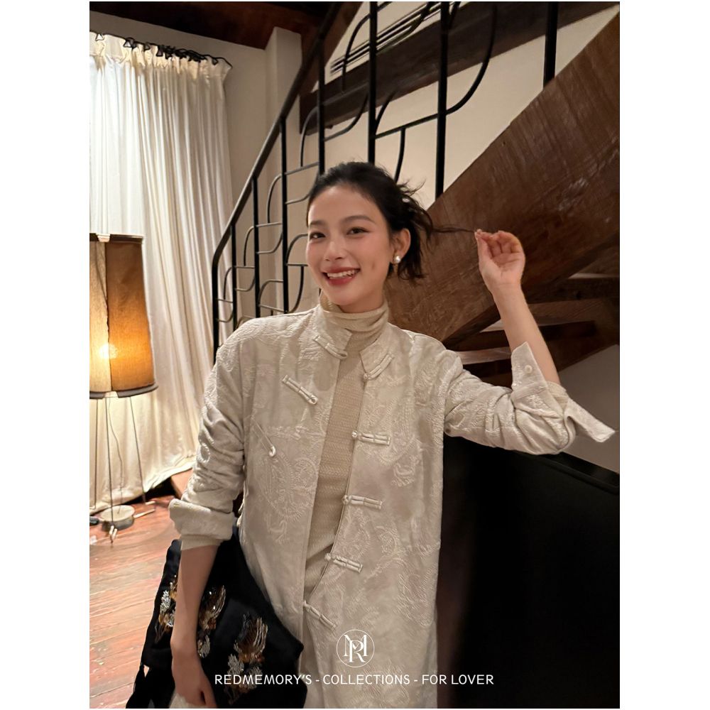 New Western style store REDMemoRY forever imbued with Eastern charm featuring a myriad of three dimensional floating flower embroidered shirts adorned with phoenix motifs image 2