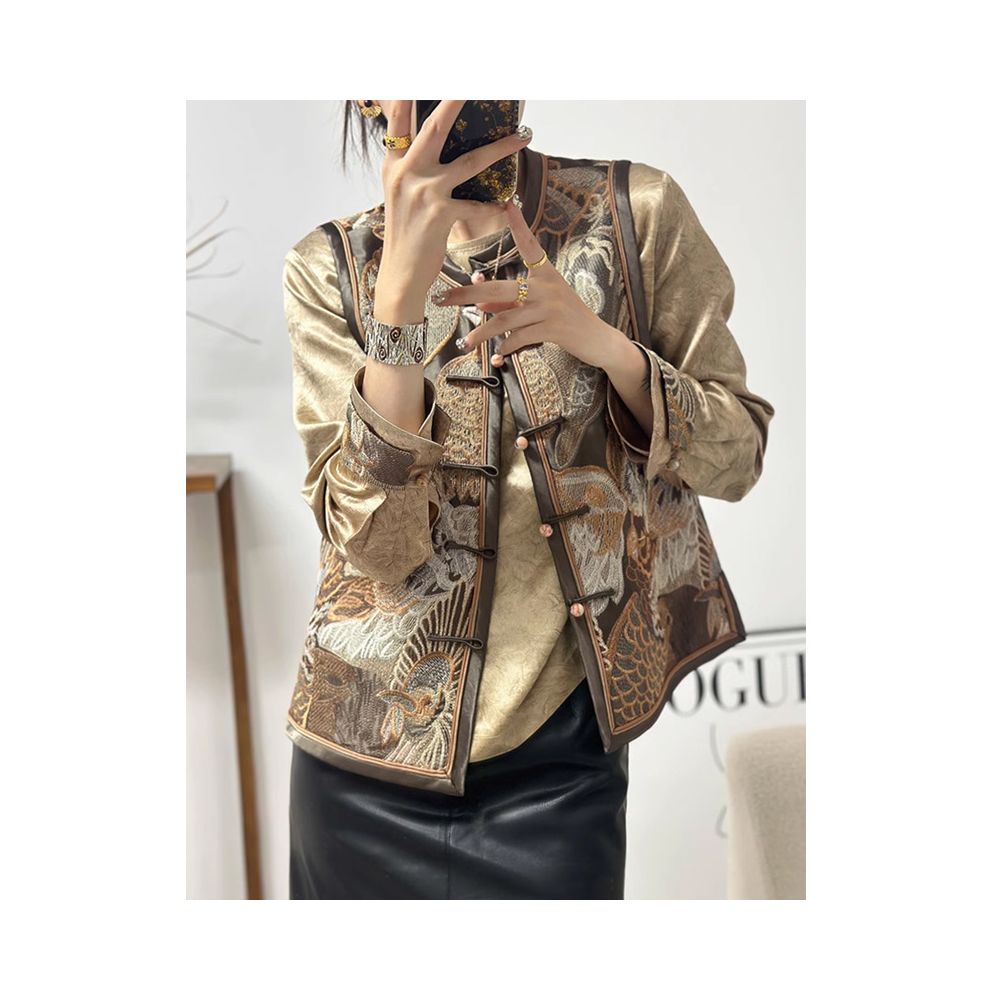 Women s Autumn 2025 Coat High End Color Palette with Heavy Embroidery Round Neck and Frog Buttons New Chinese Style image 3