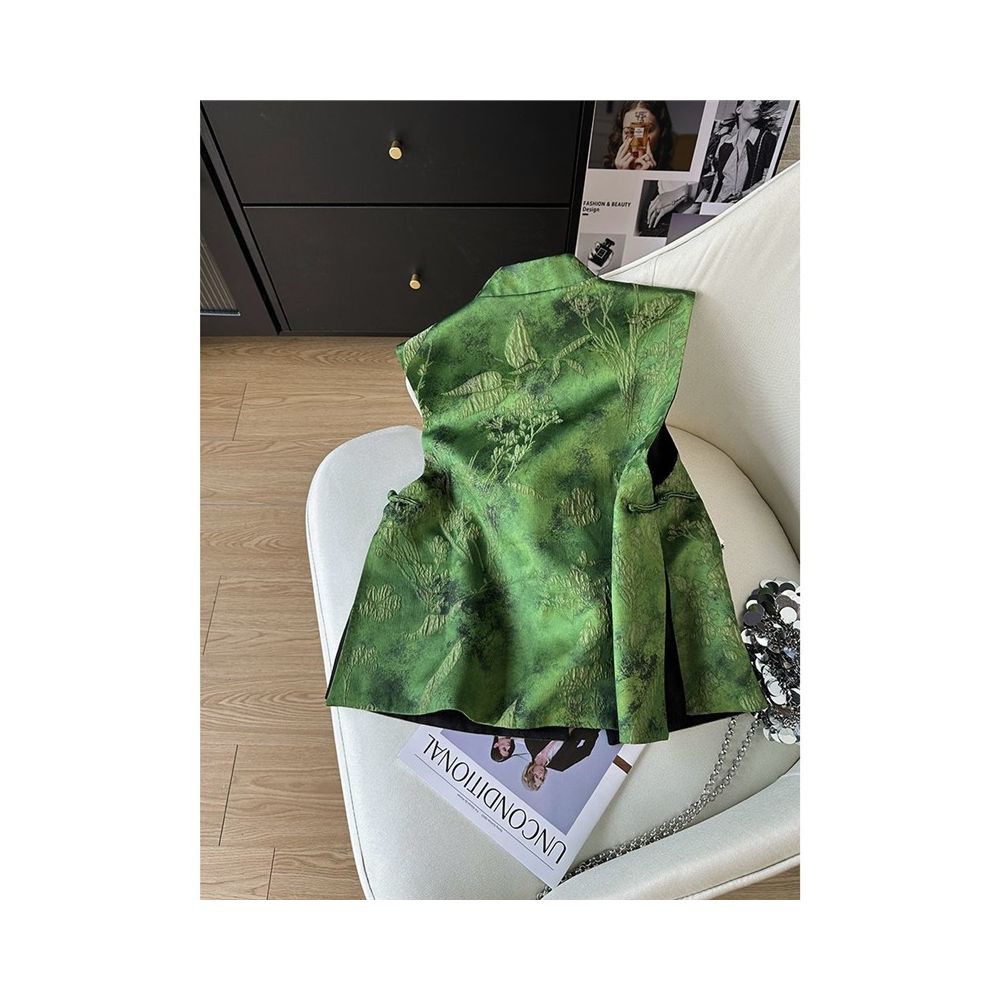 2025 Early Spring Chinese Style Vest Autumn Retro Folding Button Vest High End Single Wear Jacquard New Top image 3
