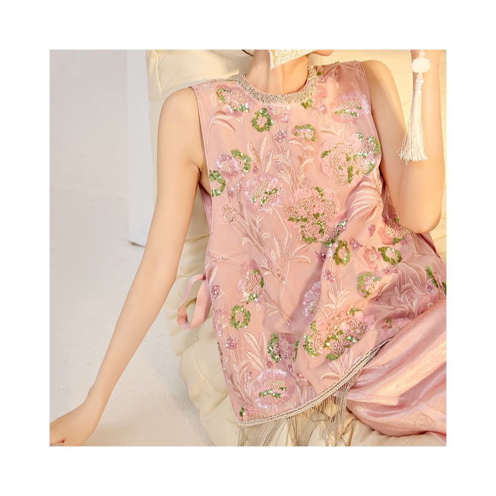 New Chinese style heavy embroidery top for women autumn and summer elegant and high end round neck plus size loose sleeveless outerwear vest image 2