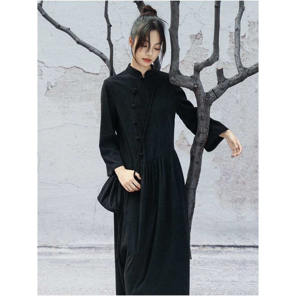 Da Qing Long Si Lang Huan is giving away a crossbody bag New Chinese style corduroy dress for women in autumn blue and black long skirt image 4