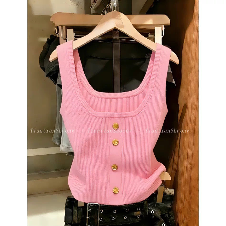 ASAYA7471 – Golden Button Ribbed Tank 🖤✨