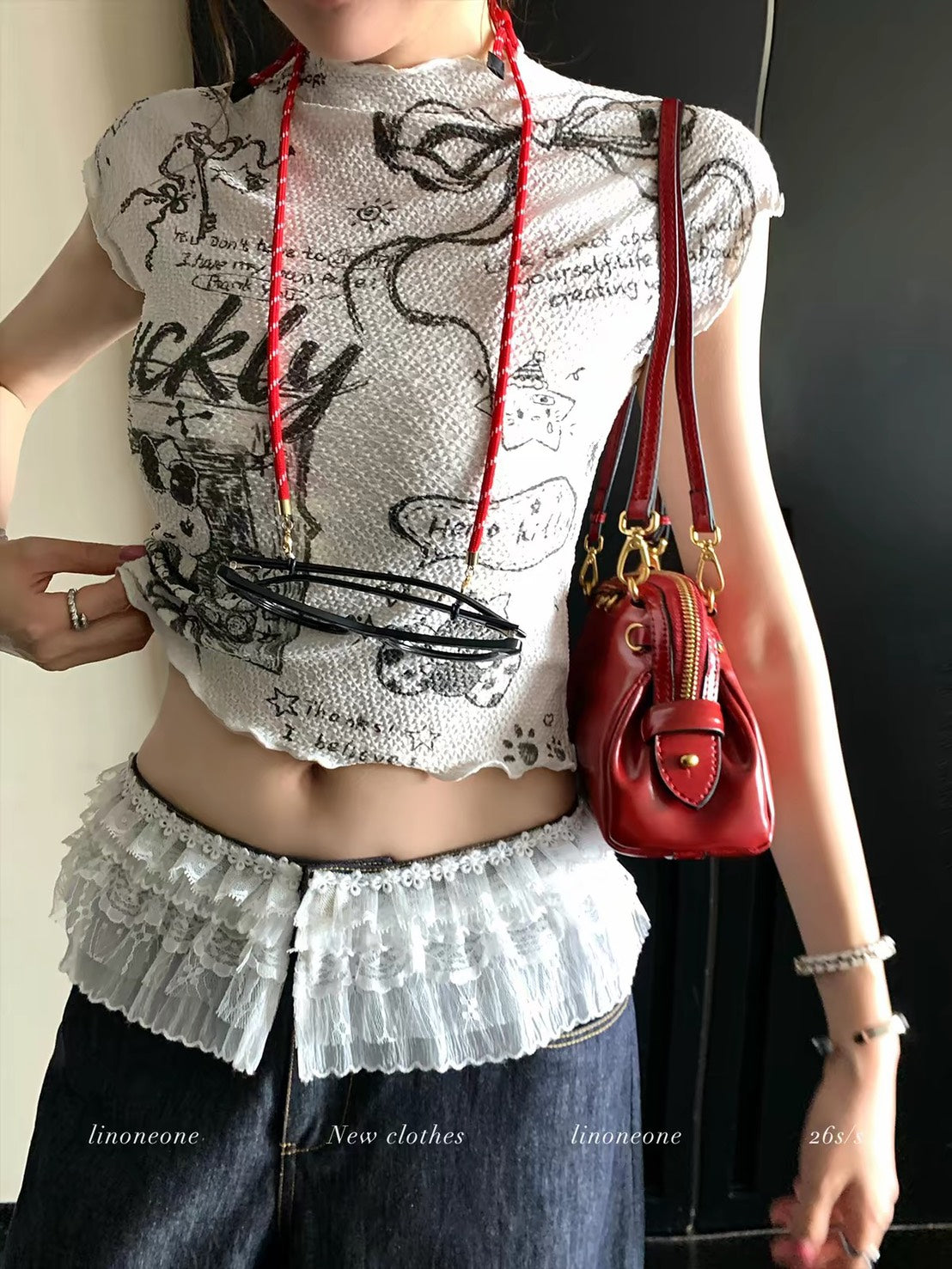 ASAYA7495 – Lucky Sketch Baby Tee & Lace Skirt 🎀🖤